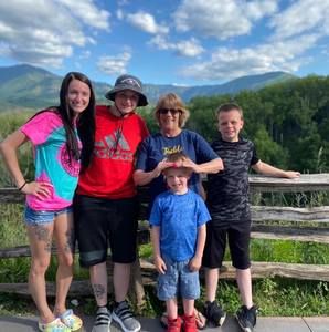 Meet your Posher, Ray ray